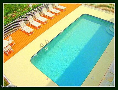 7644813Large Pool