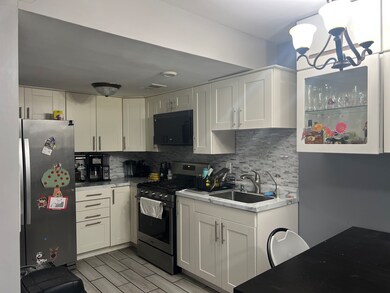 unlisted-address, Hoffman Estates, IL 60169 - photo 5