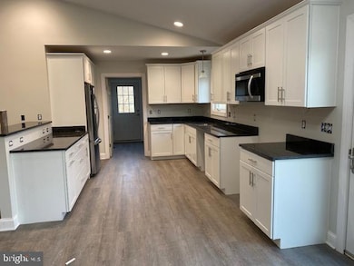 12396 Stonehouse Mountain Rd, Culpeper, VA 22701 - photo 5