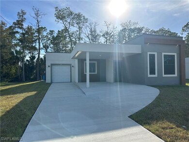 139 Greenbriar Blvd, Lehigh Acres, FL 33972 - photo 2