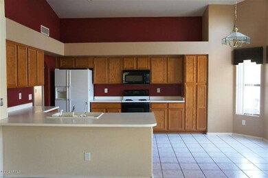 Kitchen (Medium)