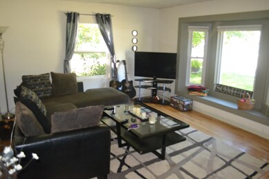 526 Hunt St SE, Lowell, MI 49331 - photo 4