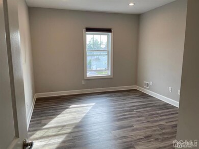 507 Hamilton St unit 2, Franklin Township, NJ 08873 - photo 4