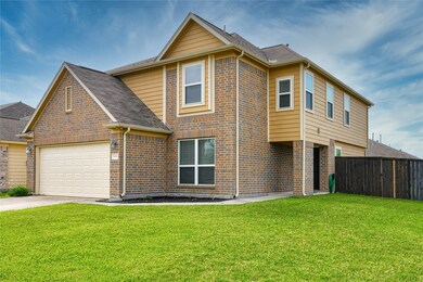Nice clean curb appeal.