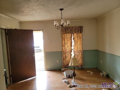 3560 Robert St, Zachary, LA 70791 - photo 2