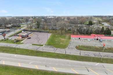 240 3rd Ave, Windom, MN 56101 - photo 2