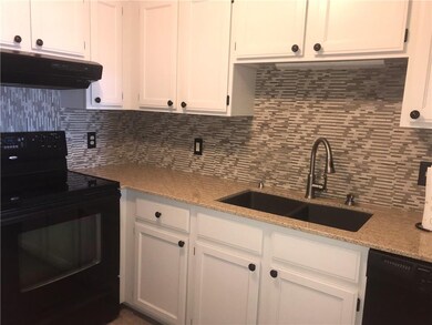 Kitchen(Granite, updated backsplash)
