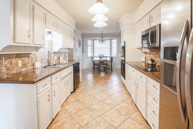 6405 Espana Dr, Fort Worth, TX 76133 - photo 6