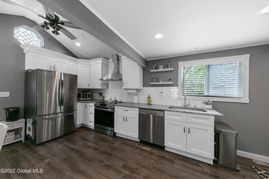 66 Sherwood Ave, Rensselaer, NY 12144 - photo 3