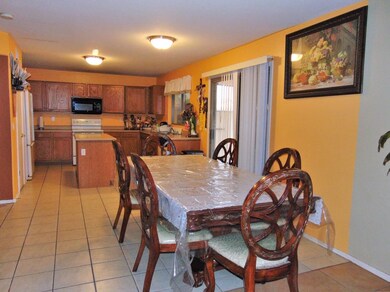 3723 N 105th Dr (32)