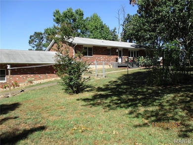 615 N Park Ave, Cuba, MO 65453 - photo 2