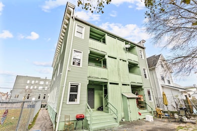 746 Maple St, Bridgeport, CT 06608 - photo 4