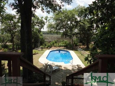 Swimming Pool/Hot Tub/Sauna.