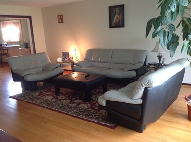 2122 Suffolk Ave, Westchester, IL 60154 - photo 3