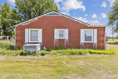2904 KY-58, Mayfield, KY 42066, USA 3