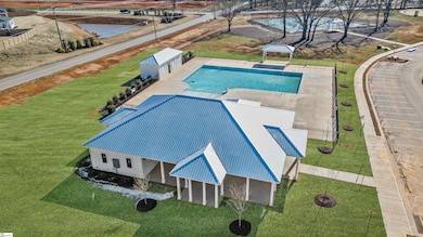 406 Crestcreek Dr, Anderson, SC 29621 - photo 5