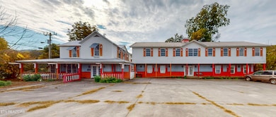 390 Cherohala Skyway, Tellico Plains, TN 37385 - photo 6