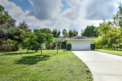 Charming 3 Bedroom, 2 bathroom home in Fort Myers!