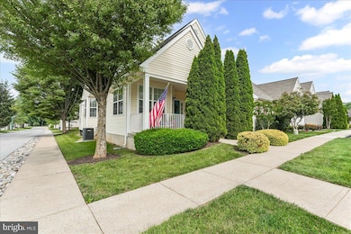 408 Megan Ct, Kennett Square, PA 19348 - photo 2