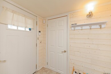 604 Arbor Ave, Schenectady, NY 12306 - photo 5