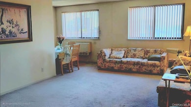 144-28 Barclay Ave unit 7B, Flushing, NY 11355 - photo 7