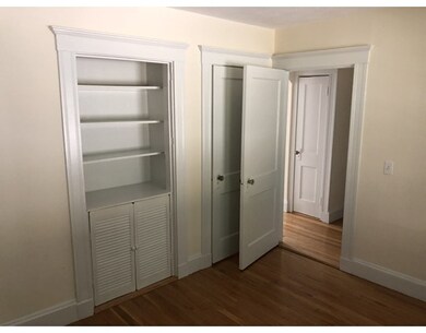 72 Linden St unit 72, Wellesley, MA 02482 - photo 4