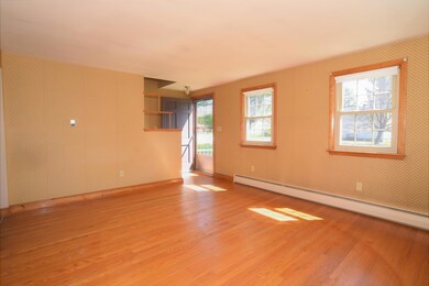 498 E Elm St, Yarmouth, ME 04096 - photo 4