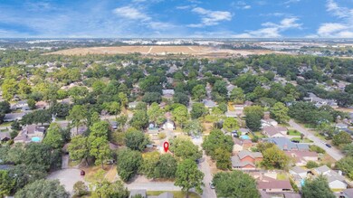 8203 Tiger Ln, Houston, TX 77040 - photo 4