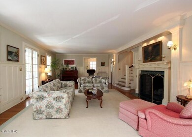 116 Shore Rd