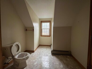 4 Goulds Hill Rd, Newton, NH 03858 - photo 4