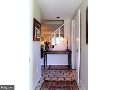 548 Foxwood Ln unit 548, Paoli, PA 19301 - photo 2