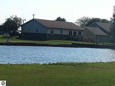 2275 E Bay Ridge Dr, Au Gres, MI 48703 - photo 4