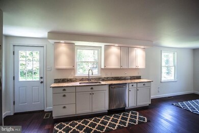 20798 Furr Rd, Round Hill, VA 20141 - photo 6