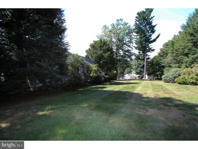 911 Academy Ln, Bryn Mawr, PA 19010 - photo 3