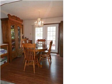 Spacious enough for large hutch