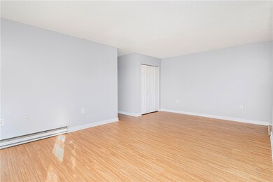 29 Bullocks Point Ave unit 5B, Riverside, RI 02915 - photo 3