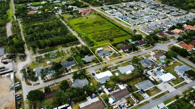 19231 SW 318th Terrace, Homestead, FL 33030 - photo 4