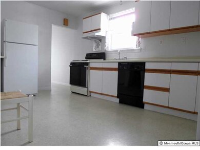 400 Navesink Ave unit A, Atlantic Highlands, NJ 07716 - photo 2