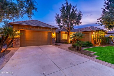445 E Lynx Way - 84