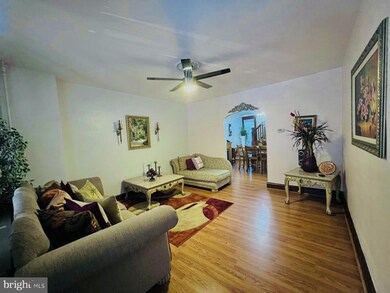 1227 N 11th St, Reading, PA 19604 - photo 7