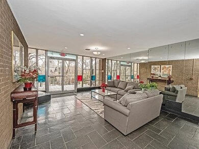 LIGHT AND BRIGHT LOBBY