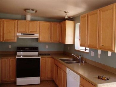 63757 Giant Rock Rd, Joshua Tree, CA 92252 - photo 4