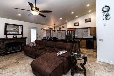 1751 N. Ananea Family room & kitchen