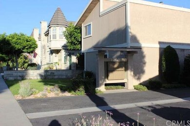 townhouse side view