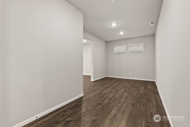 11018 Emmons Ct E unit 931, Puyallup, WA 98374 - photo 4