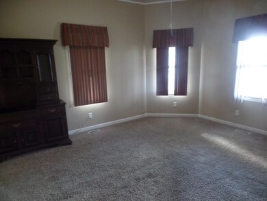 79 4th St SE, Linton, IN 47441 - photo 2