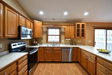 1011 W 2nd St, Zumbrota, MN 55992 - photo 3