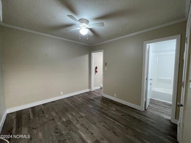 165 Lakewood Dr unit I, Jacksonville, NC 28546 - photo 6