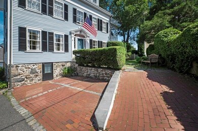 8 Tucker St, Marblehead, MA 01945 - photo 5