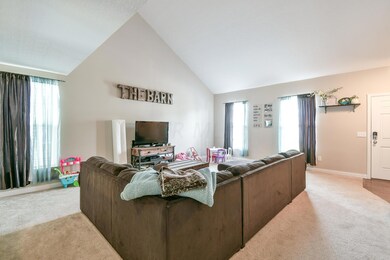 7861 Waggoner Trace Dr-2